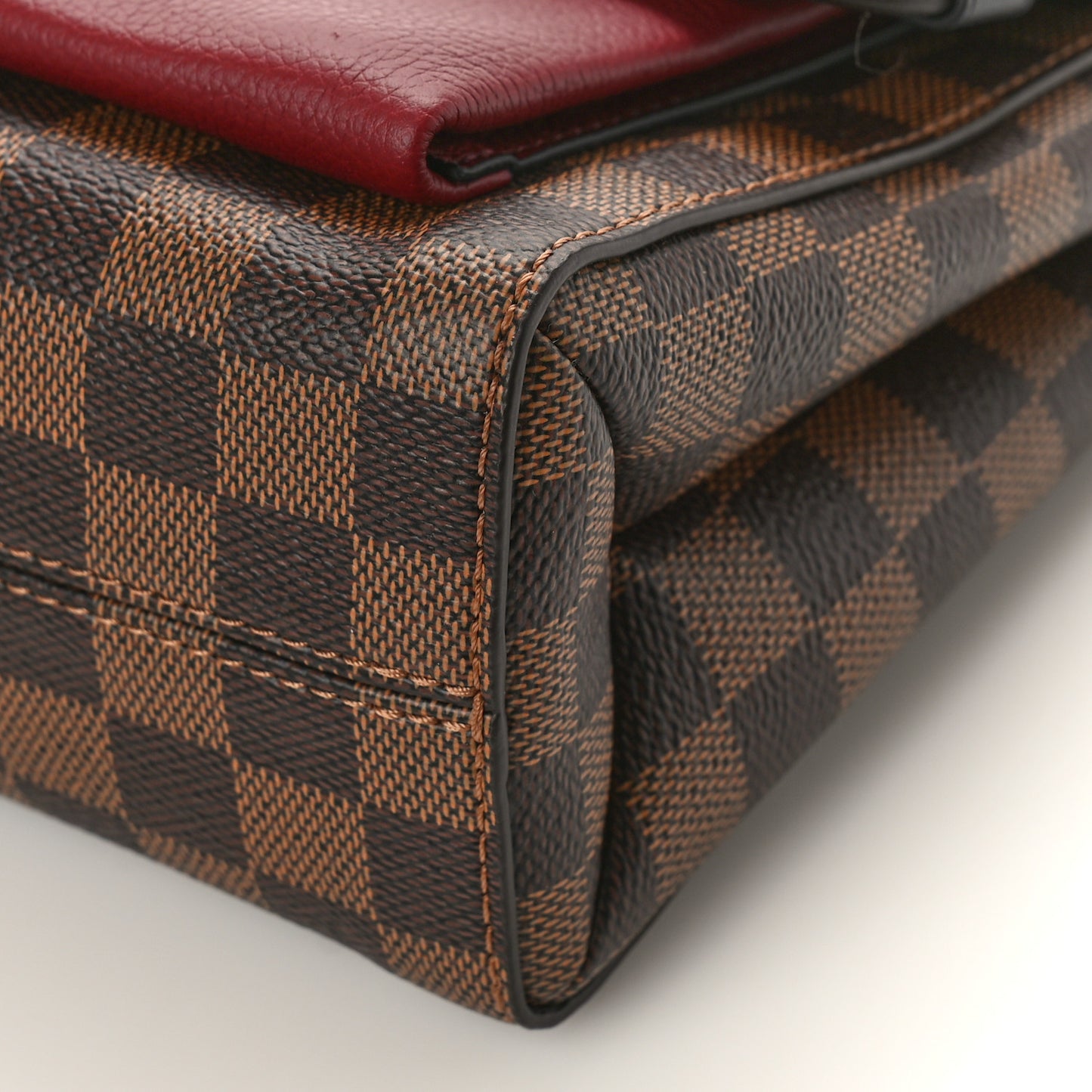 Damier Ebene Vavin PM Bordeaux
