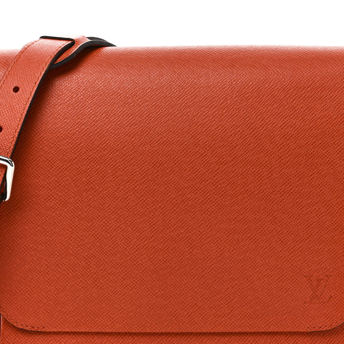 Louis Vuitton Taiga Roman PM Messenger Ambre 1858040 – FASHIONPHILE