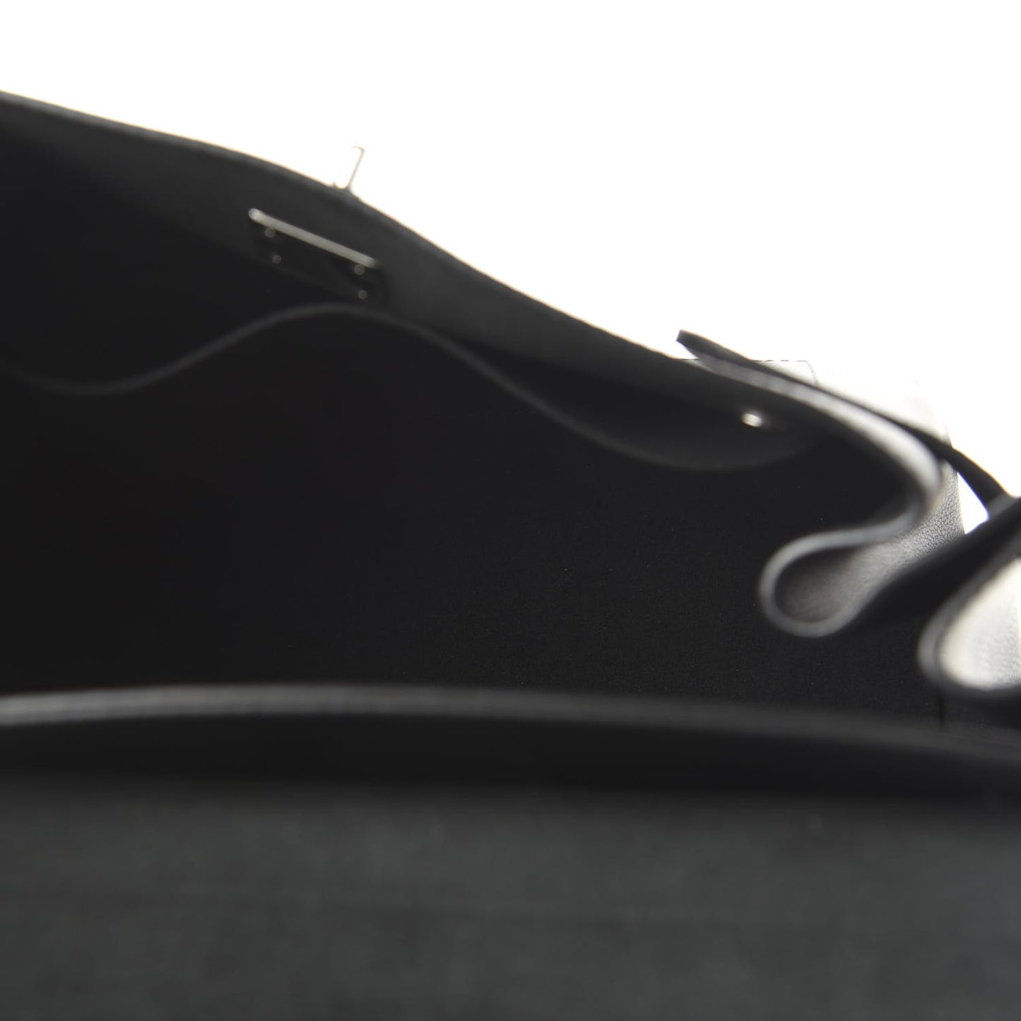Soft Calfskin Lockme Ever Black