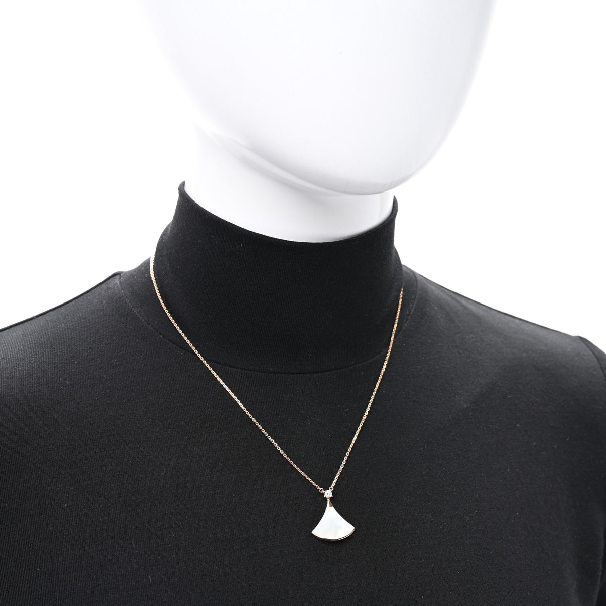 Bulgari 18K Rose Gold Diamond Mother of Pearl Divas' Dream Pendant Necklace 2 of 4
