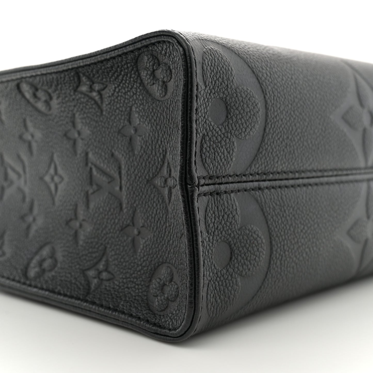 Empreinte Monogram Giant Onthego PM Black