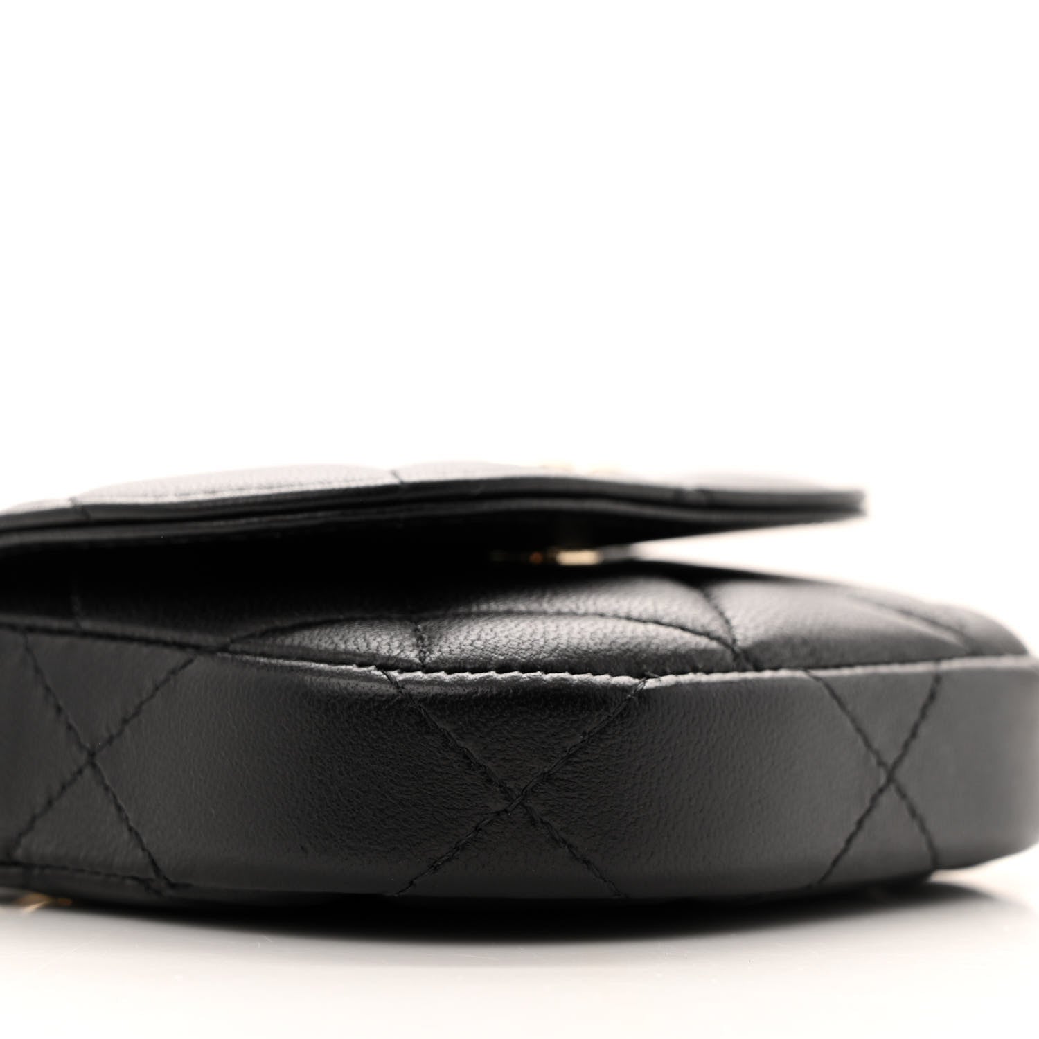 Chanel Lambskin Quilted Pearl Top Handle Clutch With Chain  Black 9 of 10