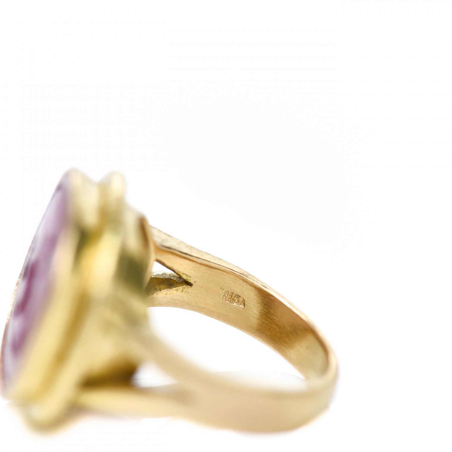 Elizabeth Locke 19K Yellow Gold Venetian Glass Intaglio Cupid Riding Bear Ring Pink 57 8 6 of 6