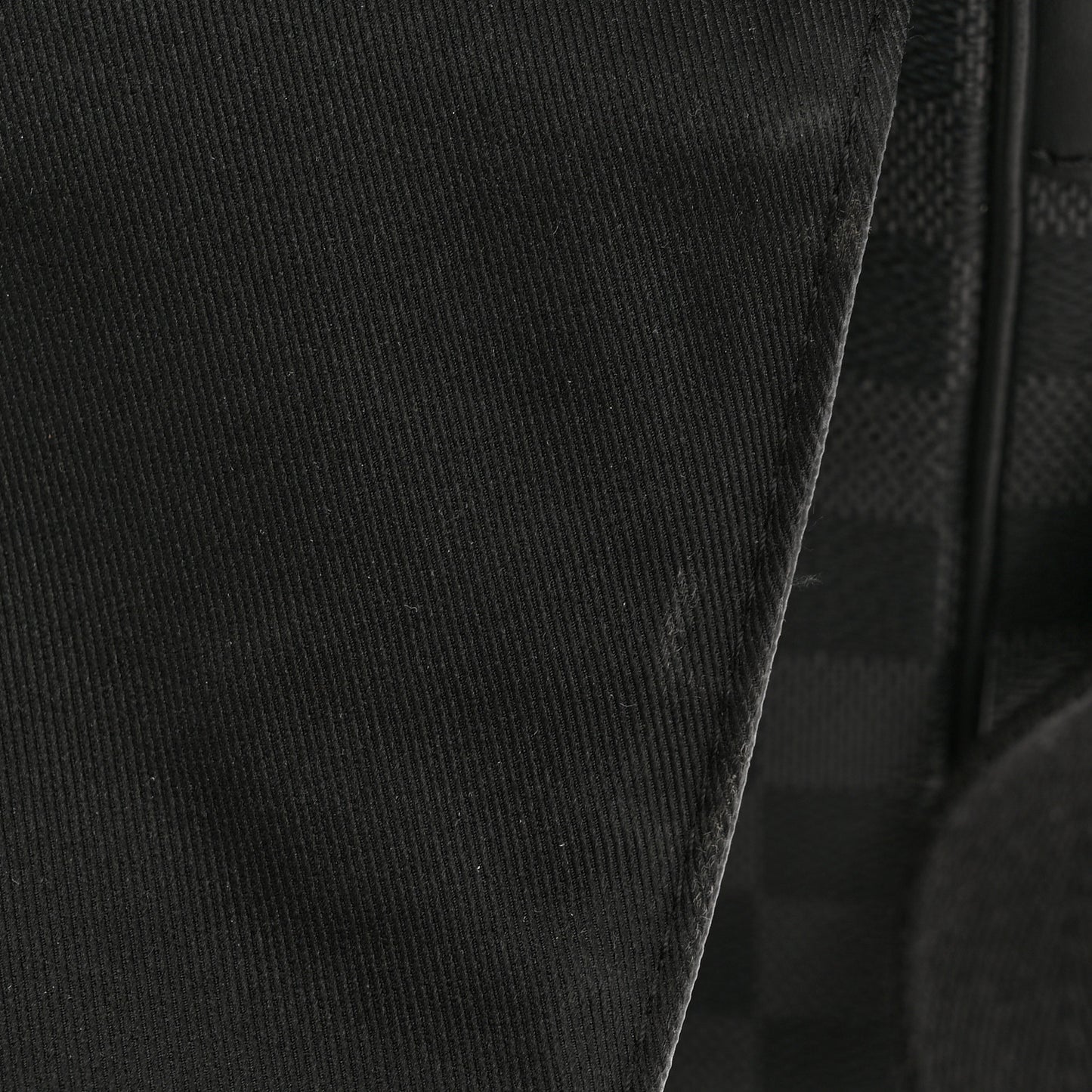 Damier Graphite District GM