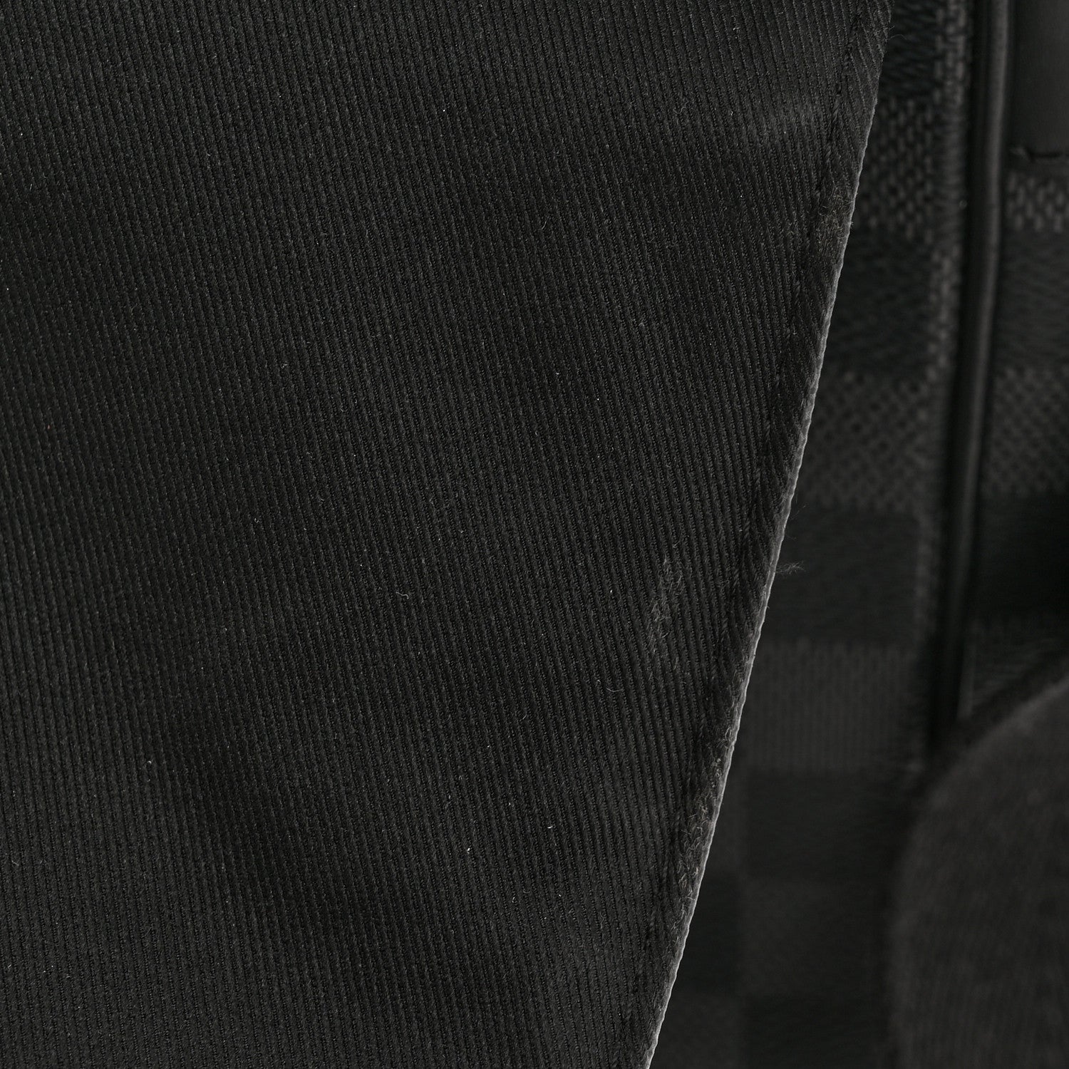 Louis Vuitton Damier Graphite District GM 12 of 14