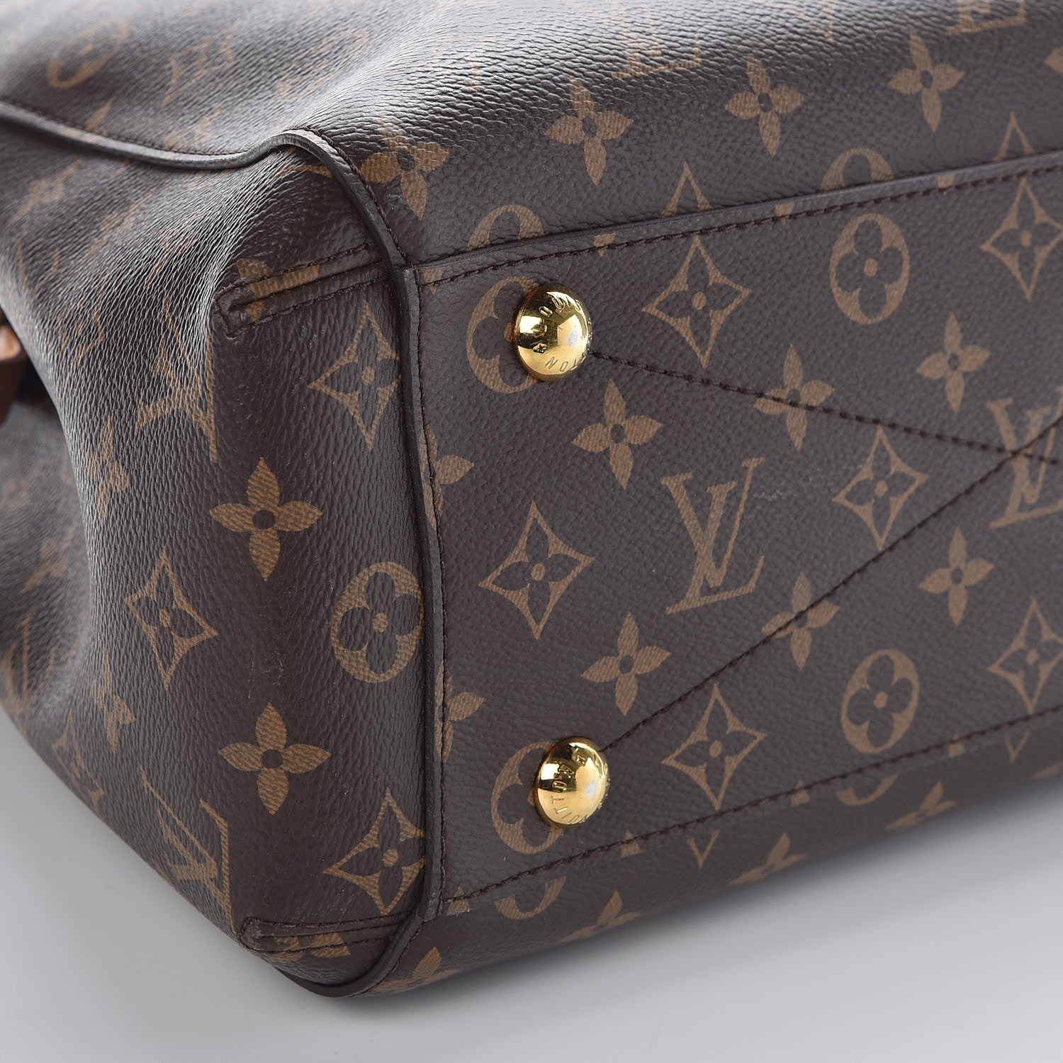 Louis Vuitton Monogram Montaigne MM 11 of 12