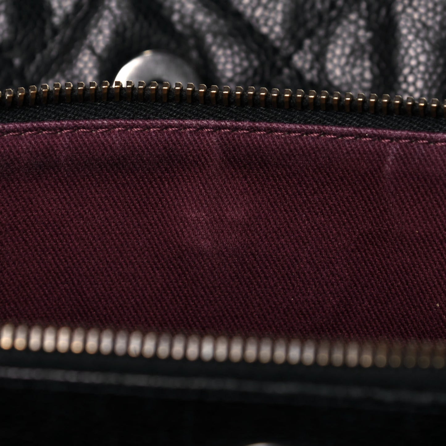 Crumpled Grained Calfskin Quilted CC Crave Tote Black