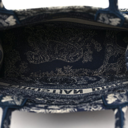 Christian Dior Canvas Embroidered Medium Dioriviera Toile De Jouy Reverse Book Tote Blue 5 of 11