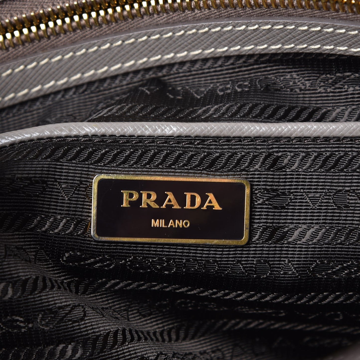 Saffiano Medium Galleria Double Zip Tote Argilla