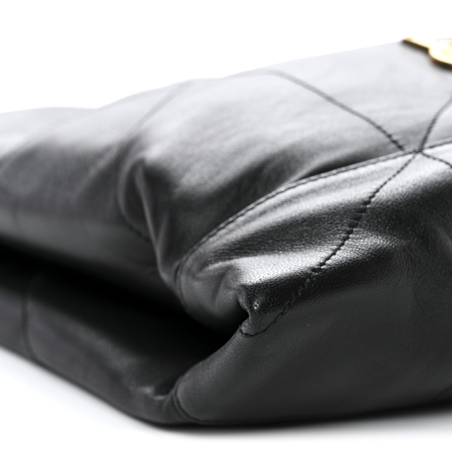 Lambskin Matelasse Monogram Medium Jamie 4.3 Pochon Black