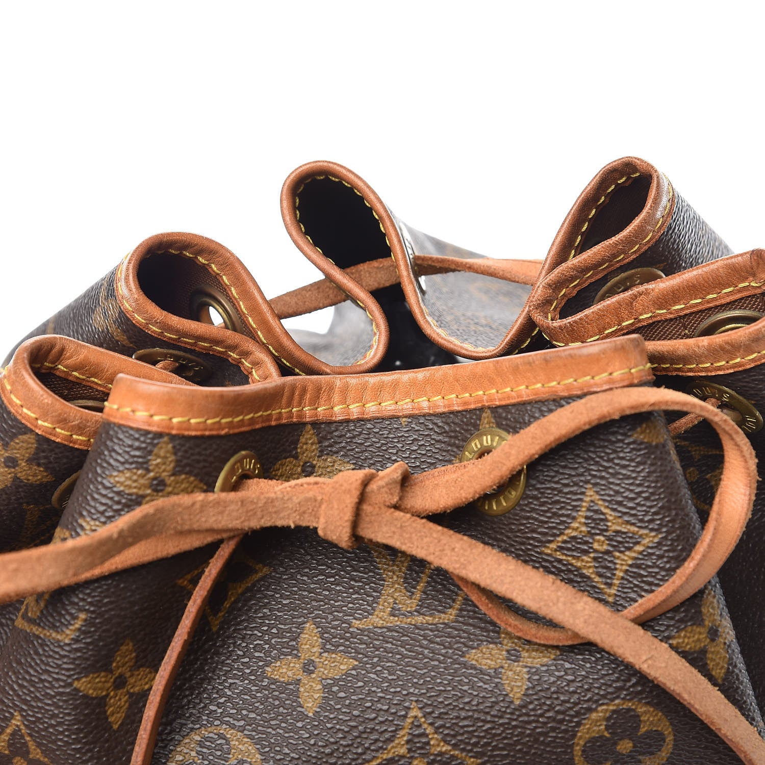 Louis Vuitton Monogram Petit Noe 8 of 11