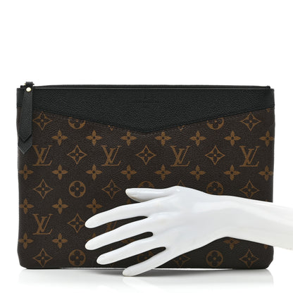 Louis Vuitton Monogram Daily Pouch Black 2 of 7