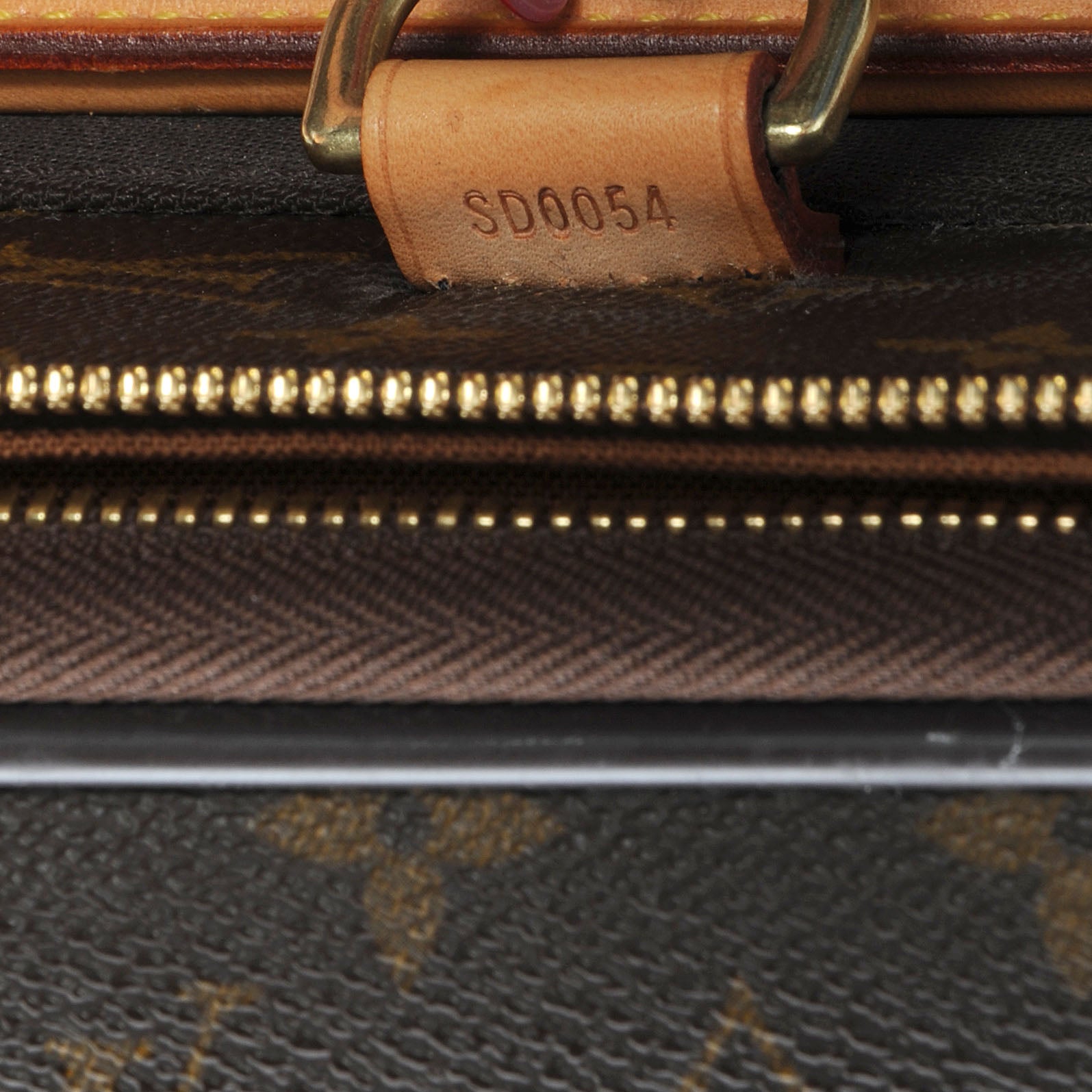 Louis Vuitton Monogram Pegase 55 7 of 7