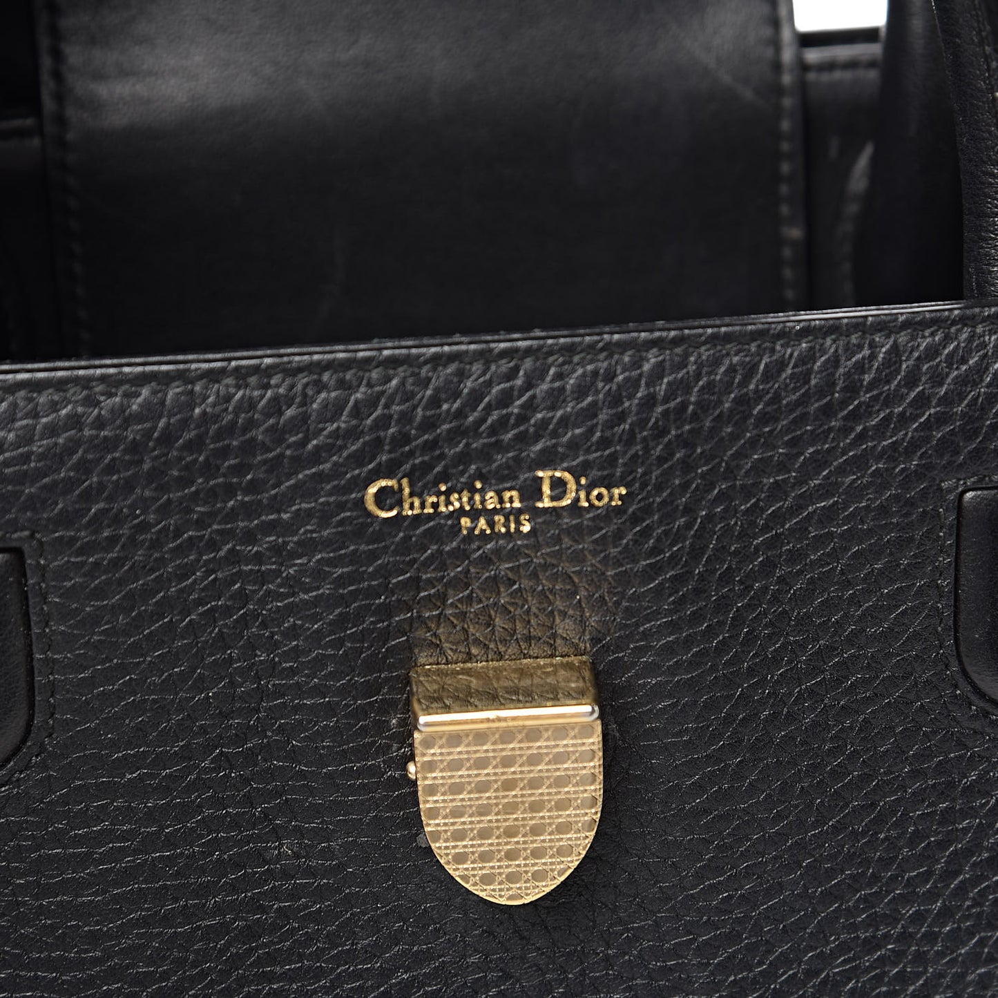 Grained Calfskin Medium Diorever Flap Black