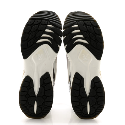 Louis Vuitton Monogram Calfskin Run 55 Sneakers 41 White 5 of 10