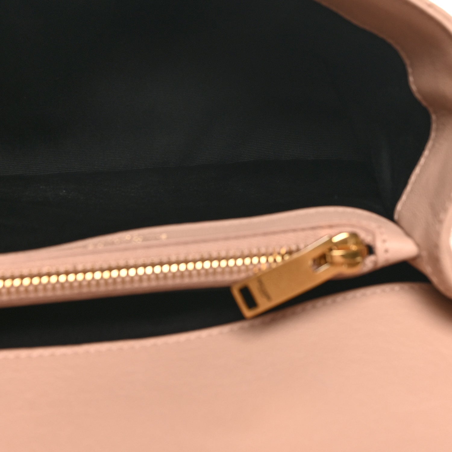 Saint Laurent Sheepskin Matelasse Chevron Monogram Medium College Bag Rose Poudre 5 of 10