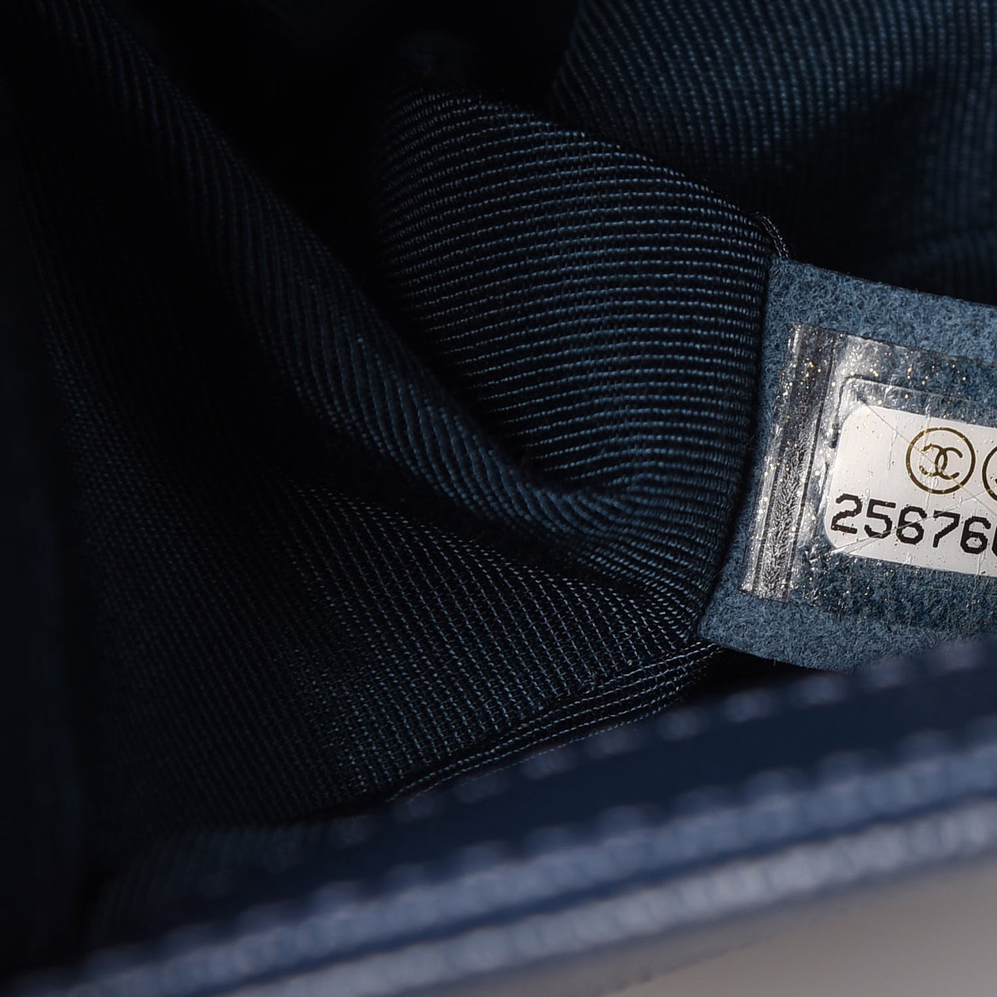 Caviar Quilted Medium Boy Flap Dark Blue