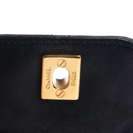 Lambskin Diamond Stitch Shoulder Bag Black