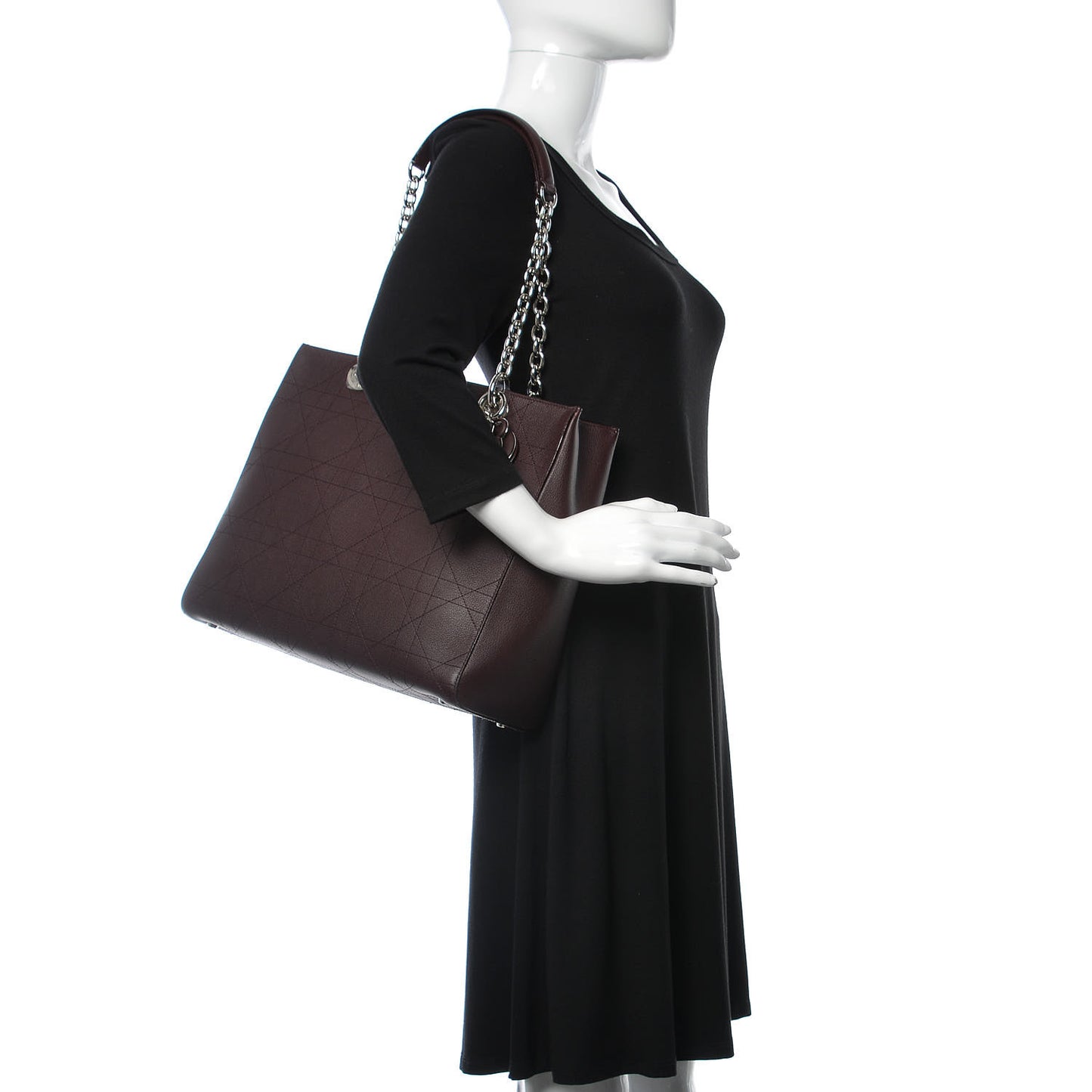 Grained Calfskin Cannage Medium Ultradior Tote Bordeaux