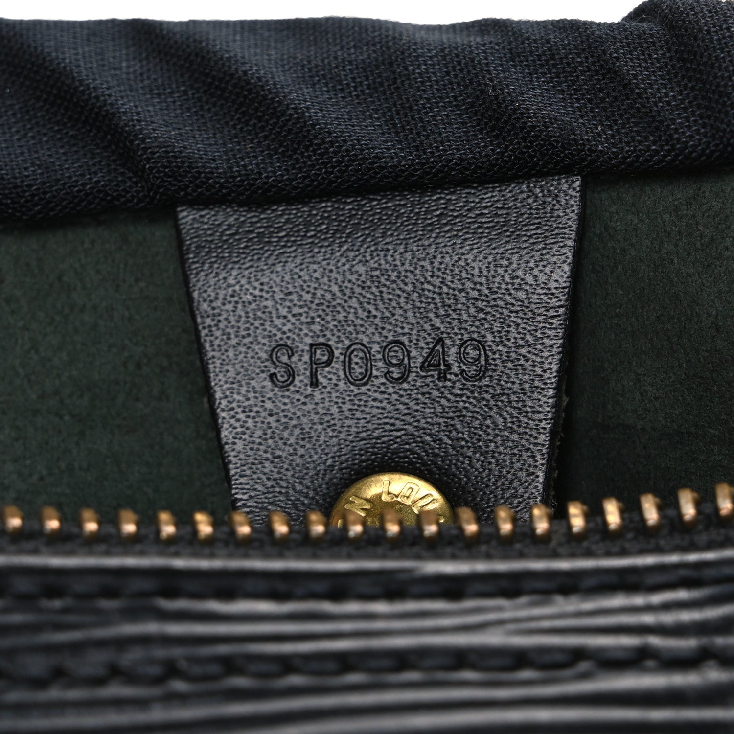 Louis Vuitton Epi Speedy Bandouliere 25 Black 7 of 14