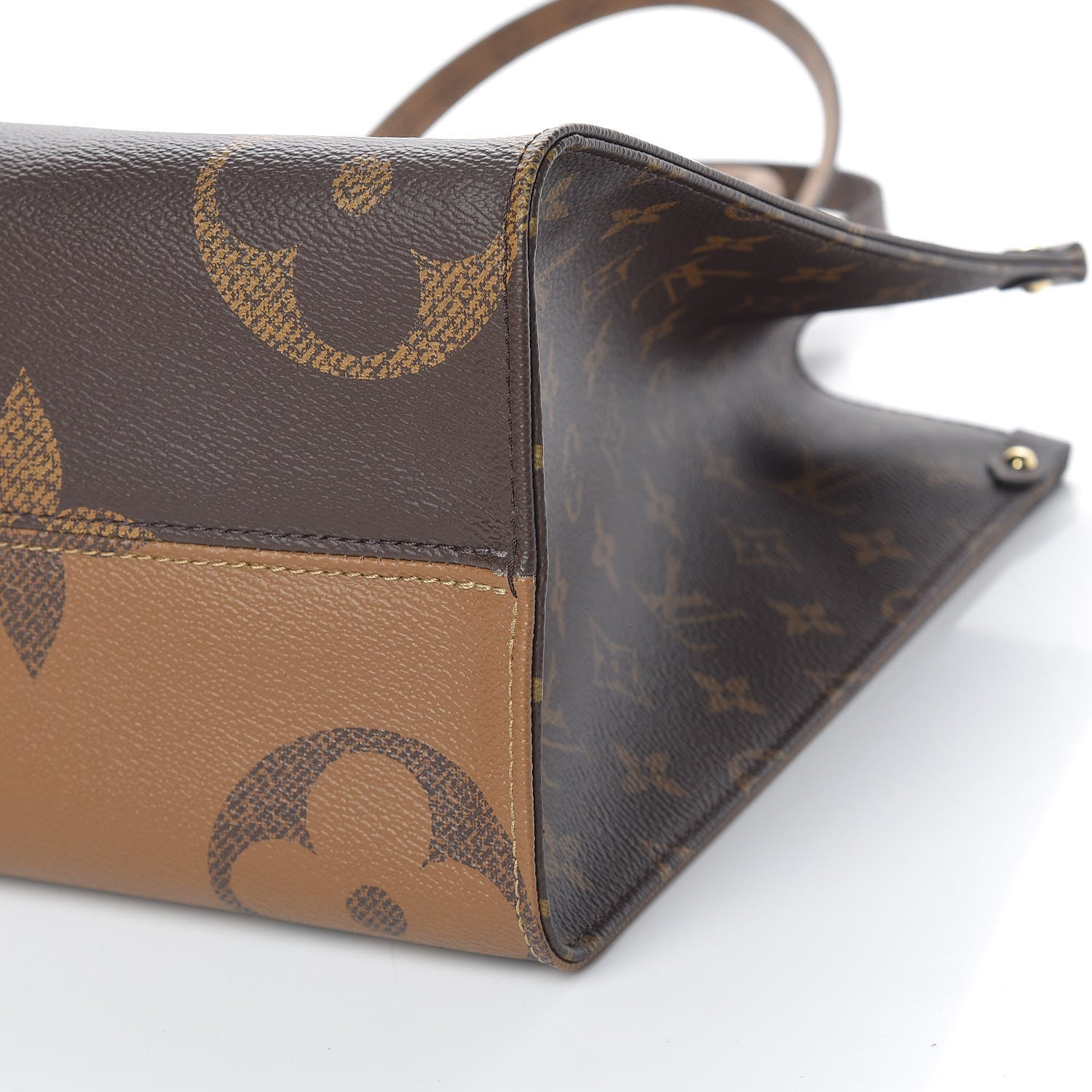 Louis Vuitton Reverse Monogram Giant Onthego MM 11 of 11