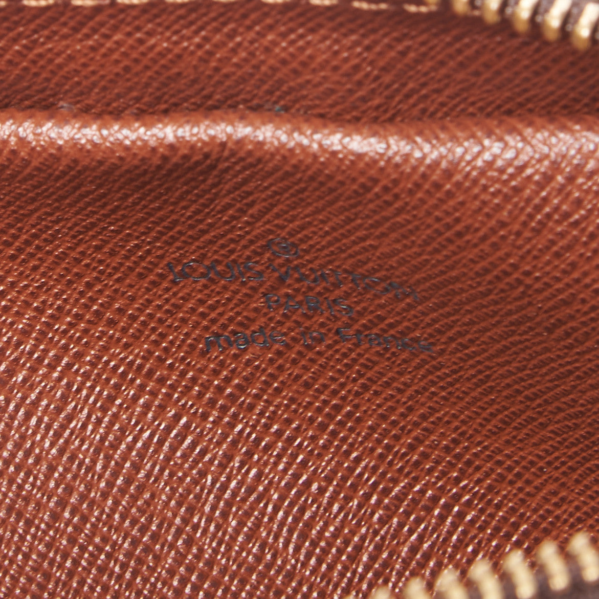Monogram Amazone
