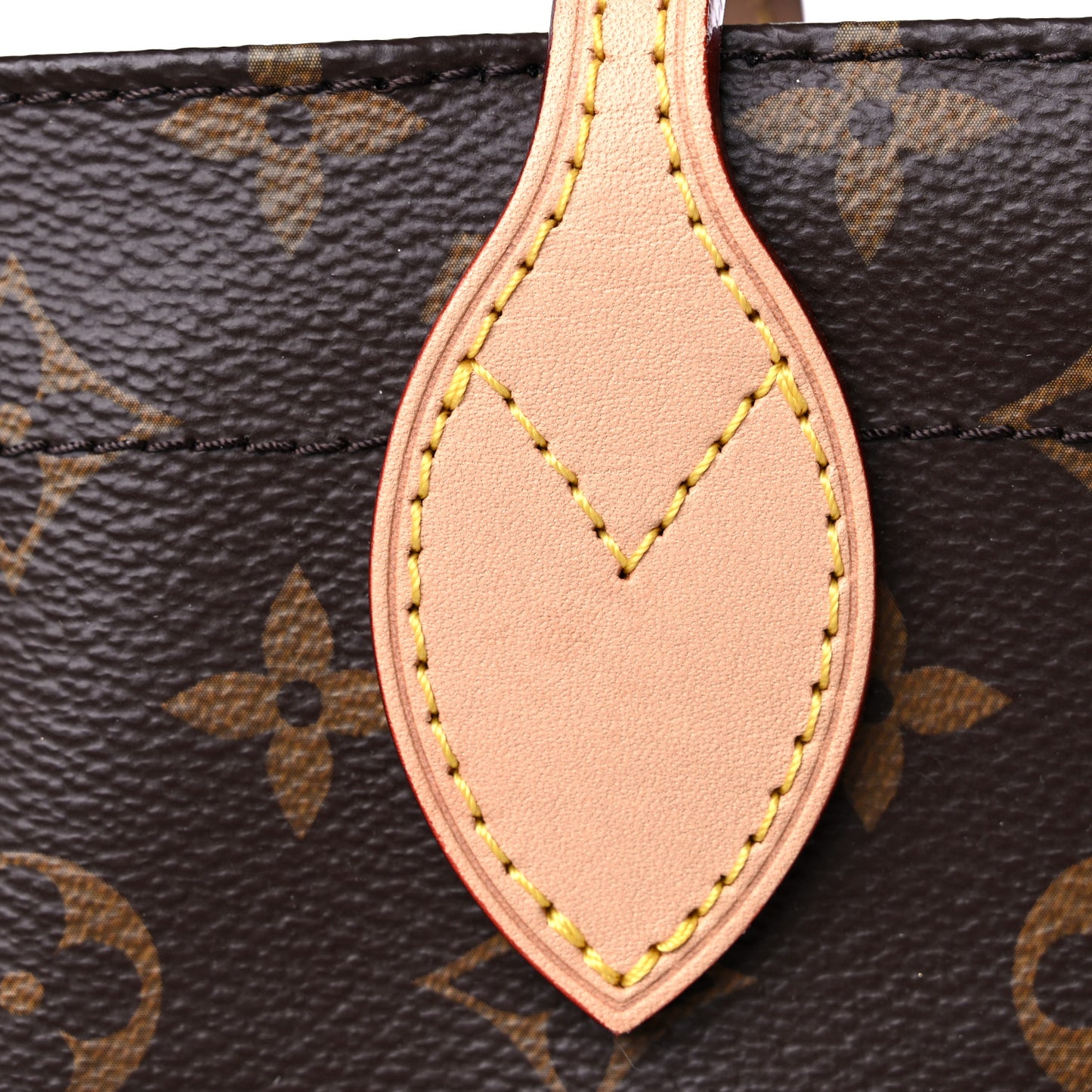 Monogram Carry It