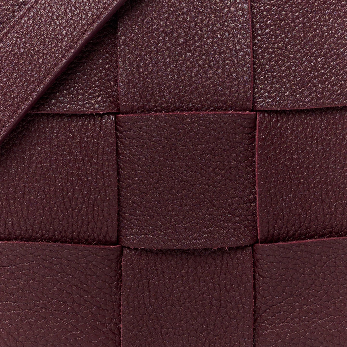 Grained Calfskin Maxi Intrecciato Cassette Crossbody Bag Bordeaux
