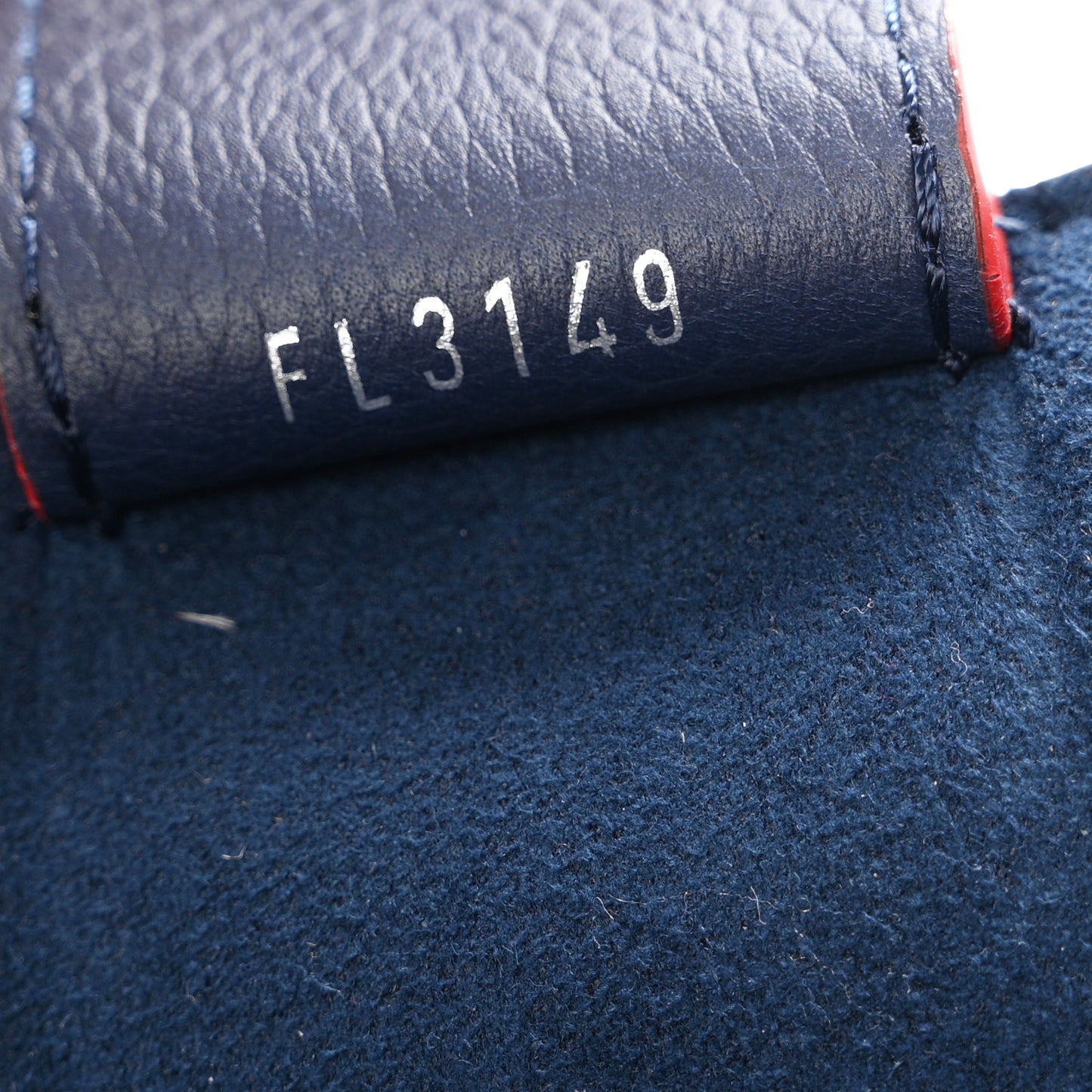 Calfskin Lockme Go Tote Marine Rouge