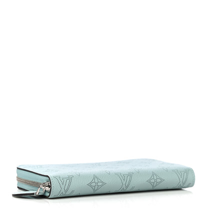 Louis Vuitton Mahina Zippy Wallet Vert Lagon 6 of 8