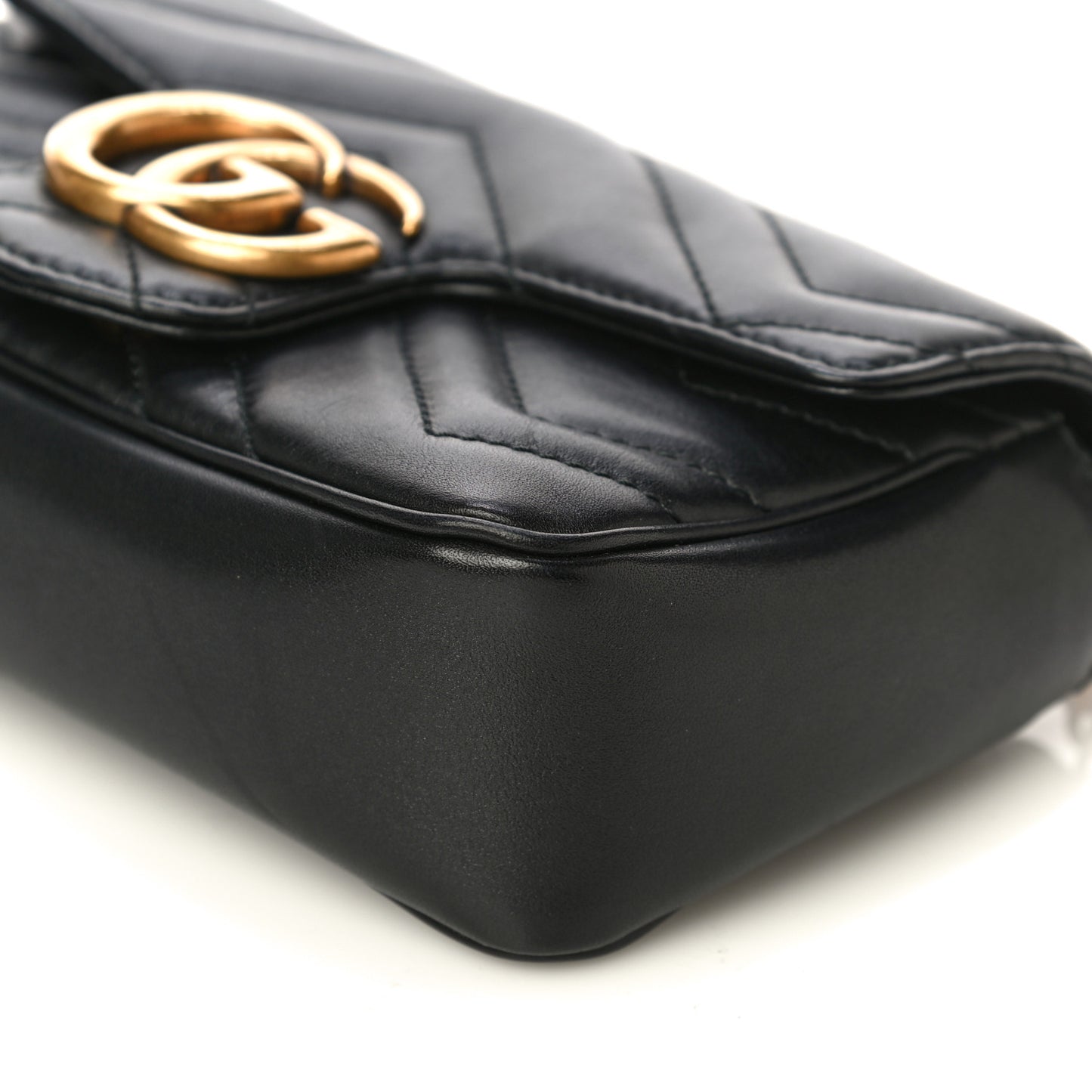 Calfskin Matelasse Super Mini GG Marmont Shoulder Bag Black
