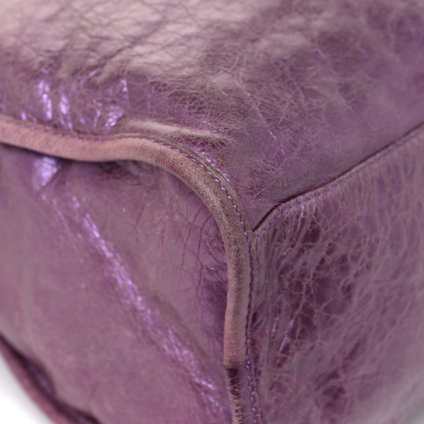 Agneau Classic Hardware City Metallic Purple