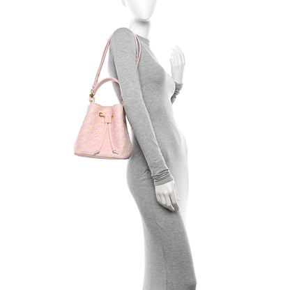 Louis Vuitton Empreinte Monogram Summer Stardust Neonoe BB Pink 2 of 10