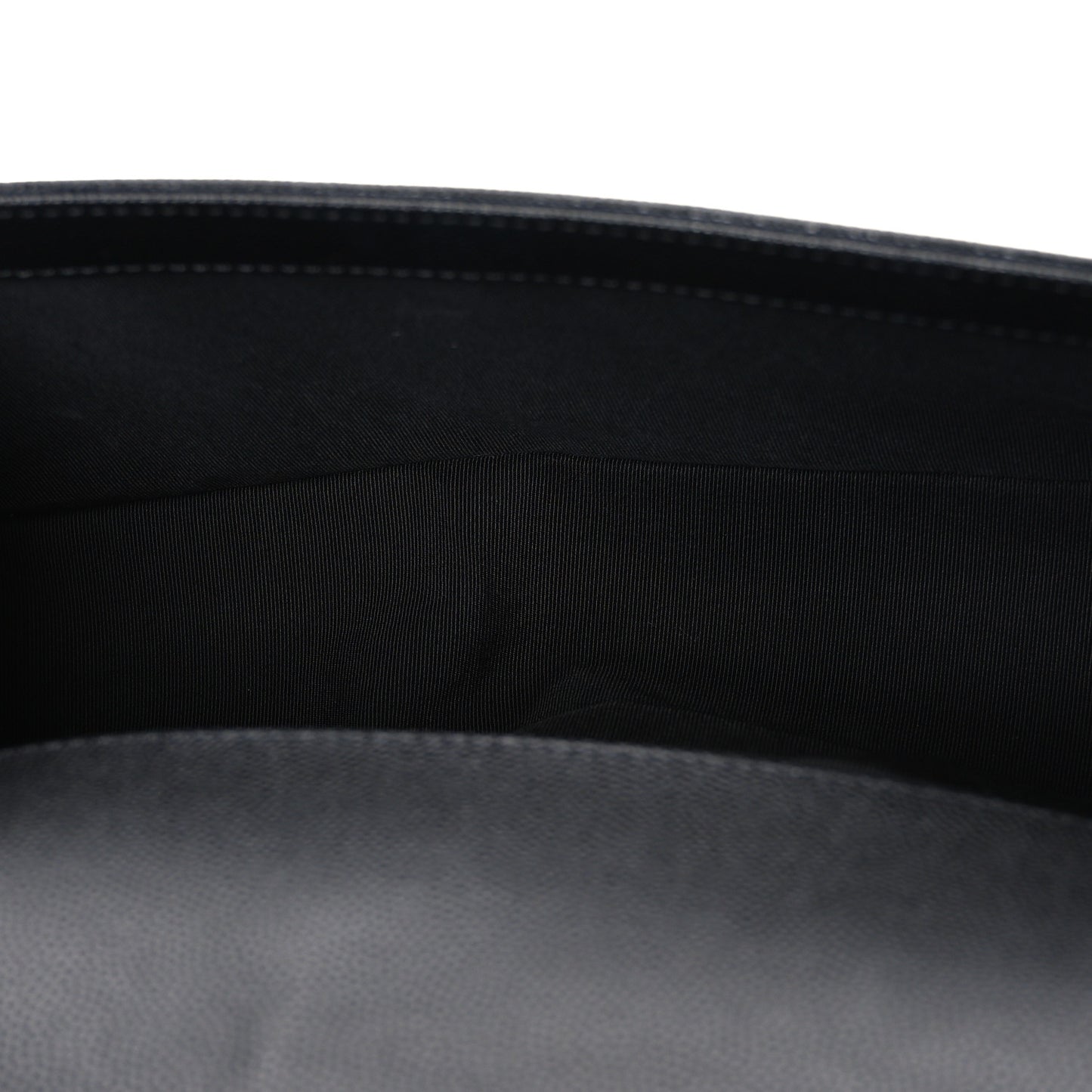 Caviar Quilted Medium Boy Flap Black