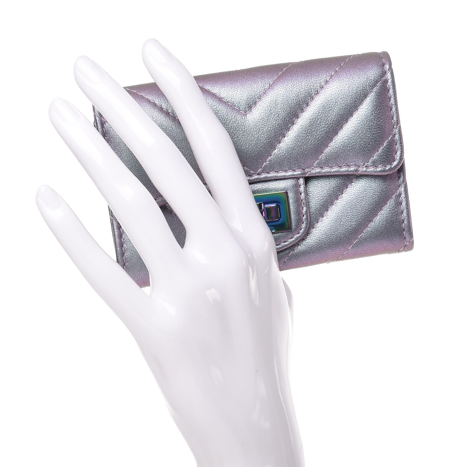 Chanel Iridescent Lambskin Chevron Quilted Reissue Card Holder Light Purple 2 of 9
