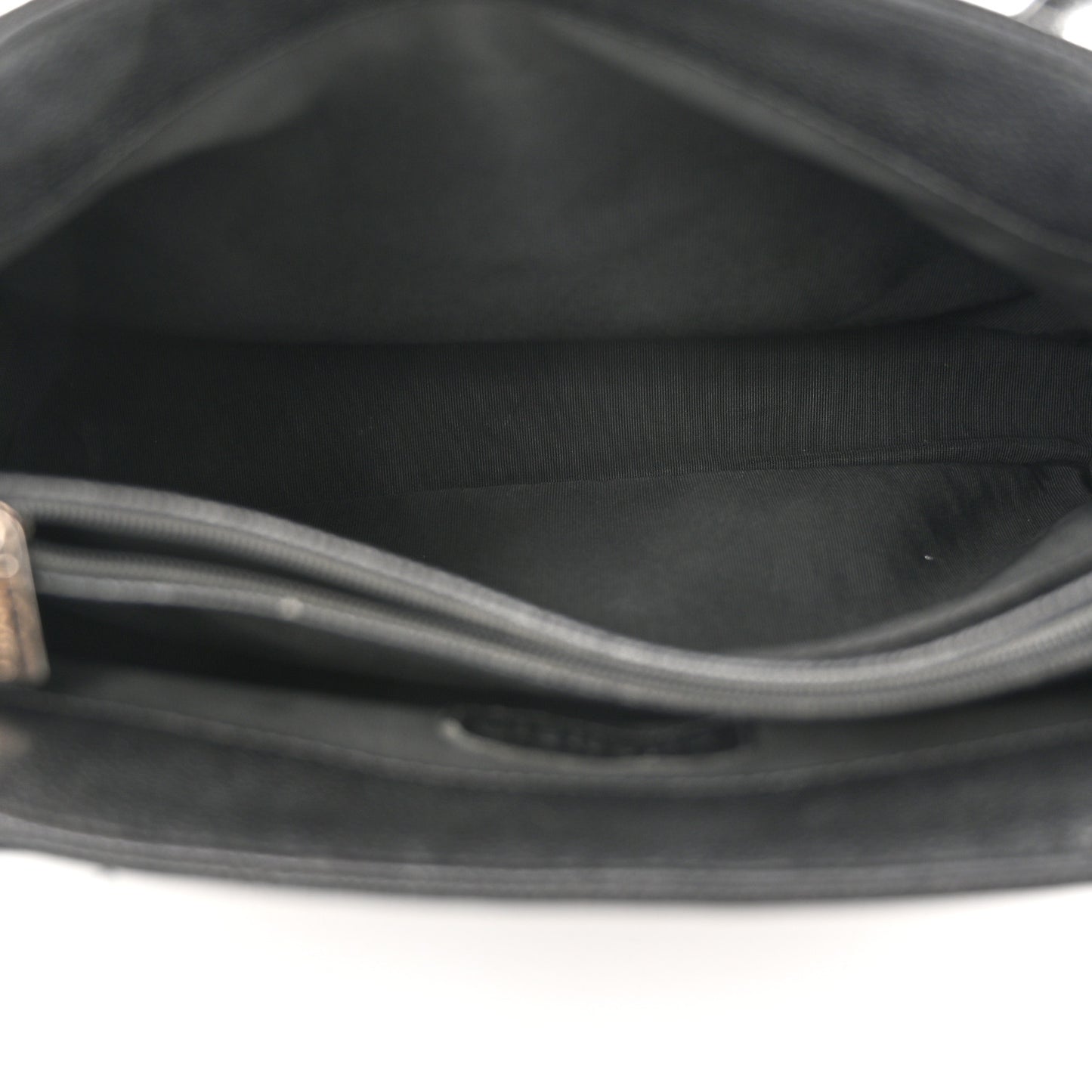 Caviar Quilted CC Shoulder Bag Black