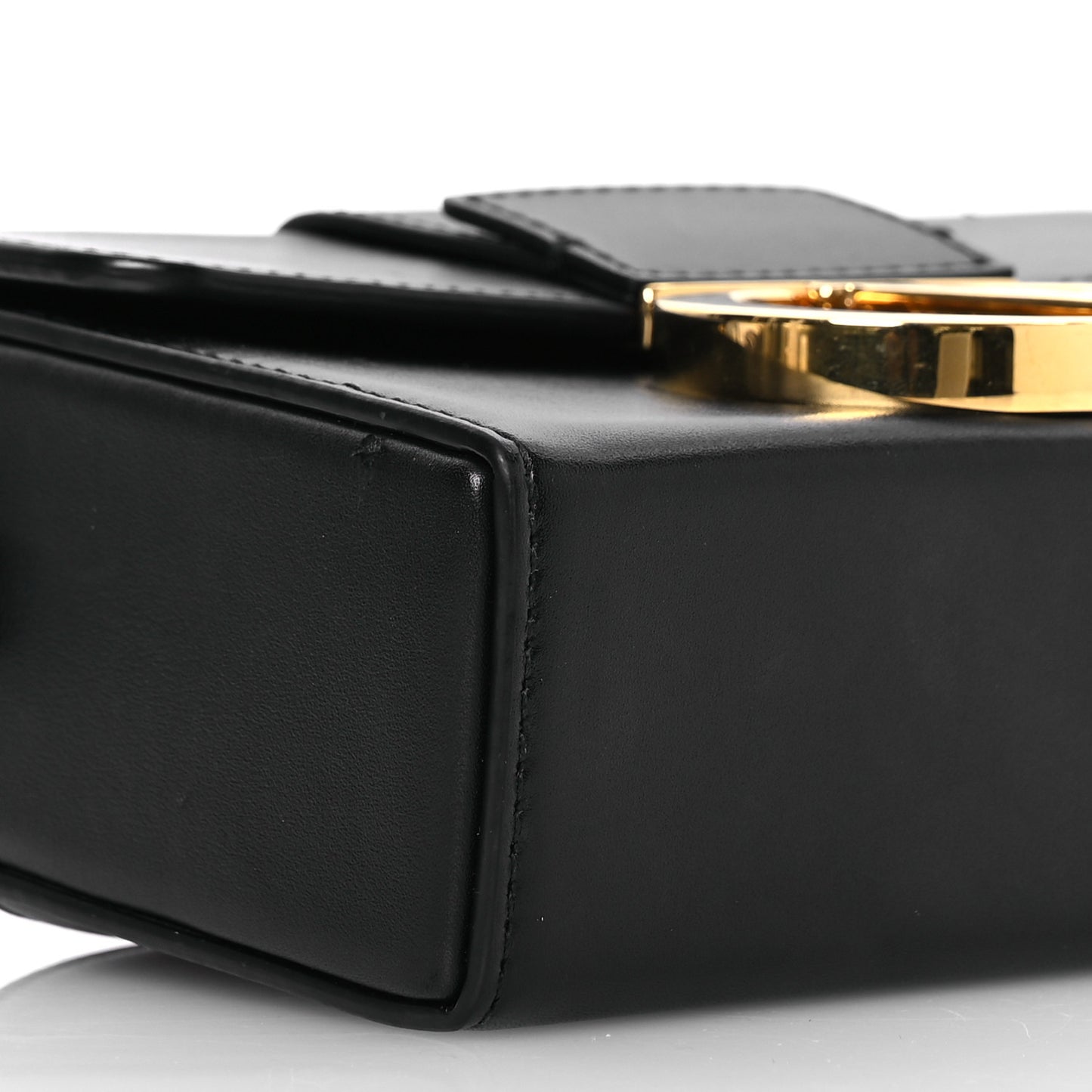 Box Calfskin 30 Montaigne Box Bag Black