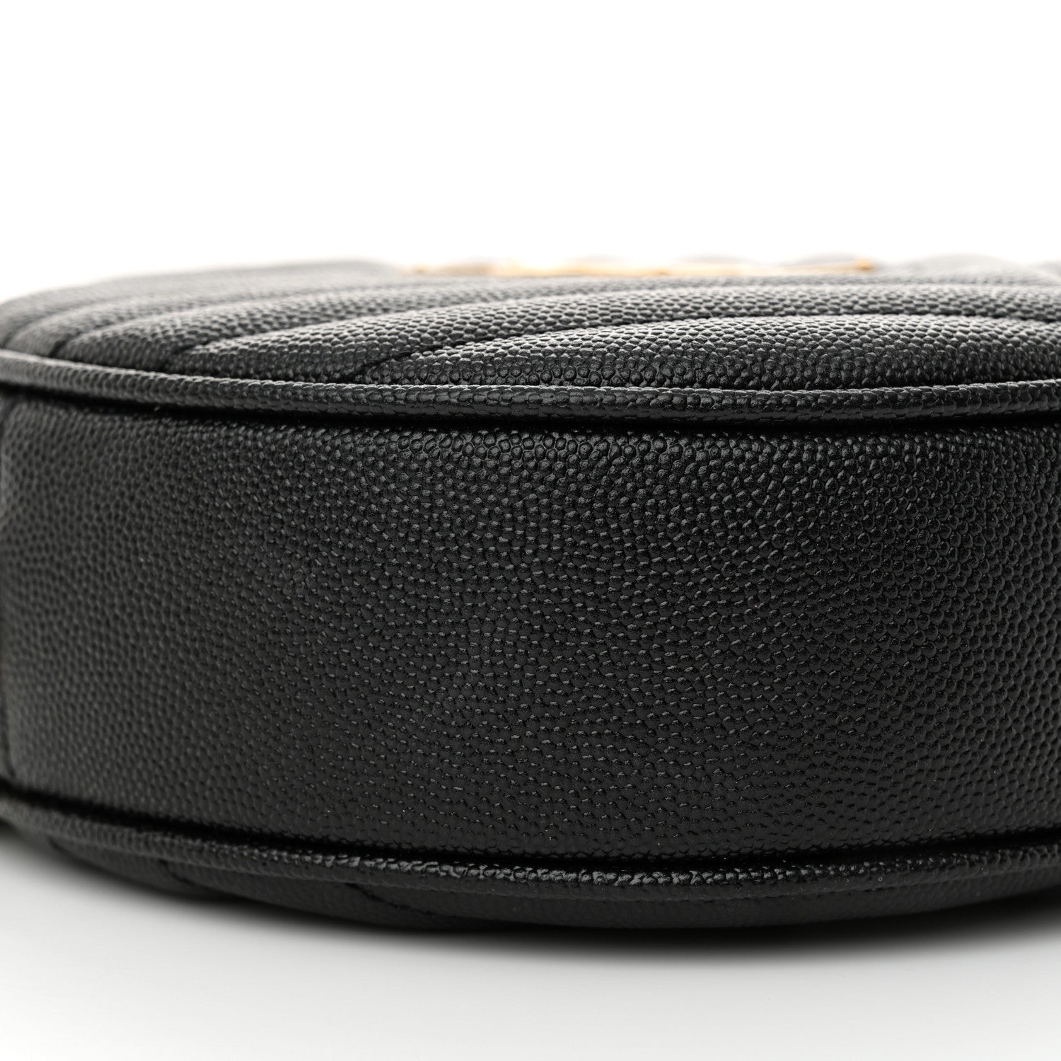 Saint Laurent Grain De Poudre Matelasse Chevron Quilted Round Vinyle Camera Bag Black 9 of 11