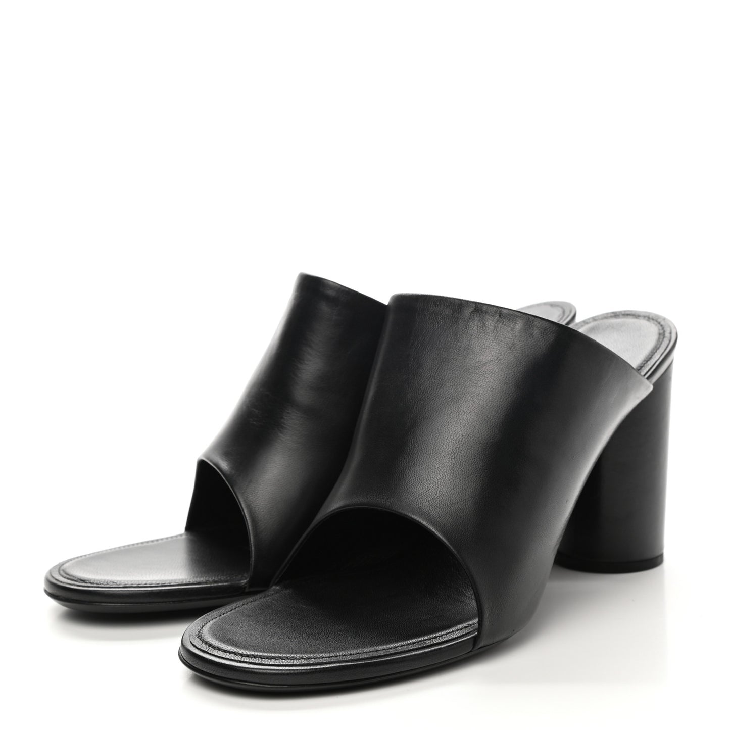 Shiny Sheepskin Oval 90mm Mule Pump 39 Black White