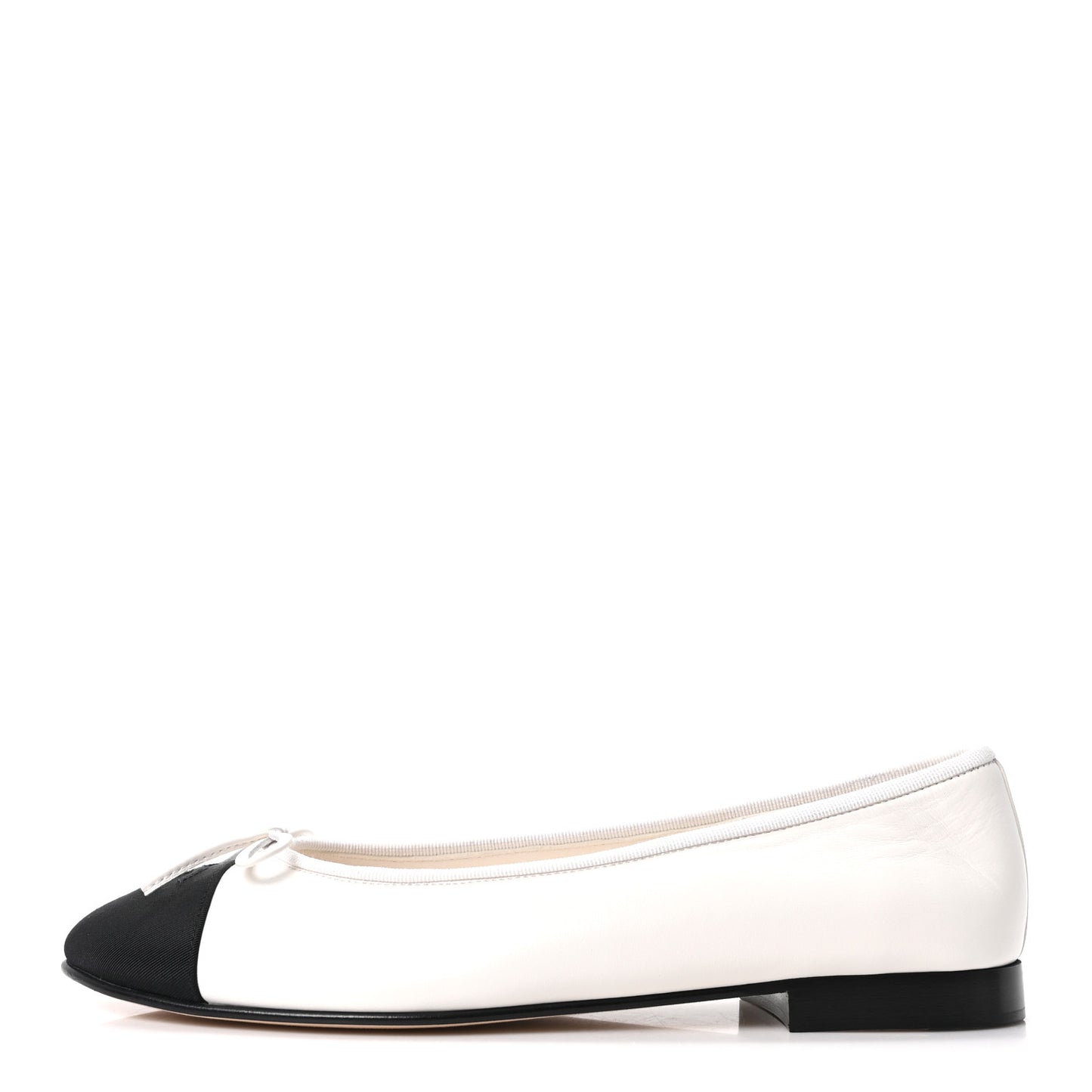 Lambskin Cap Toe CC Ballerina Flats 40.5 White Black