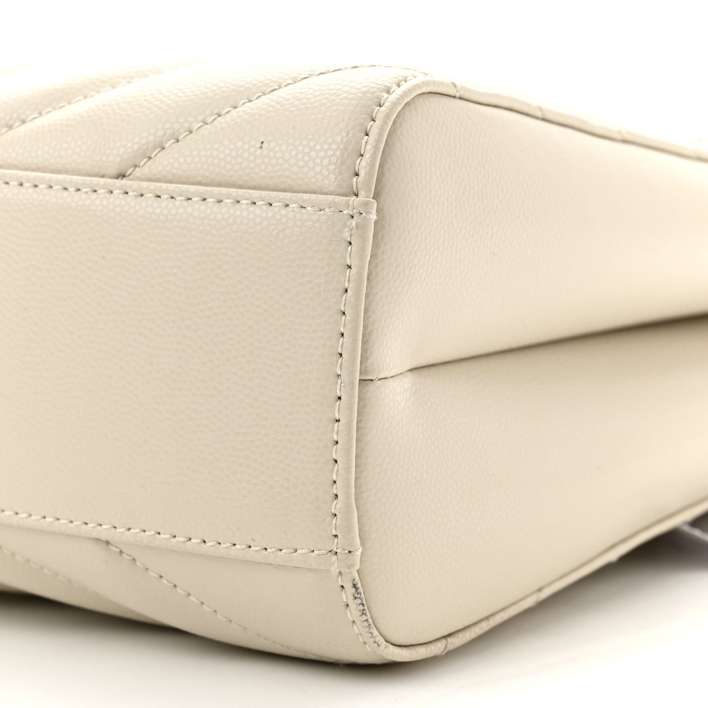 Grain De Poudre Matelasse Chevron Medium Tribeca Shopping Bag Crema Soft