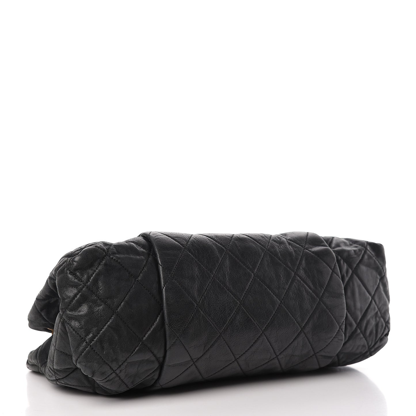 Iridescent Calfskin Large Chic Quilt Flap Black