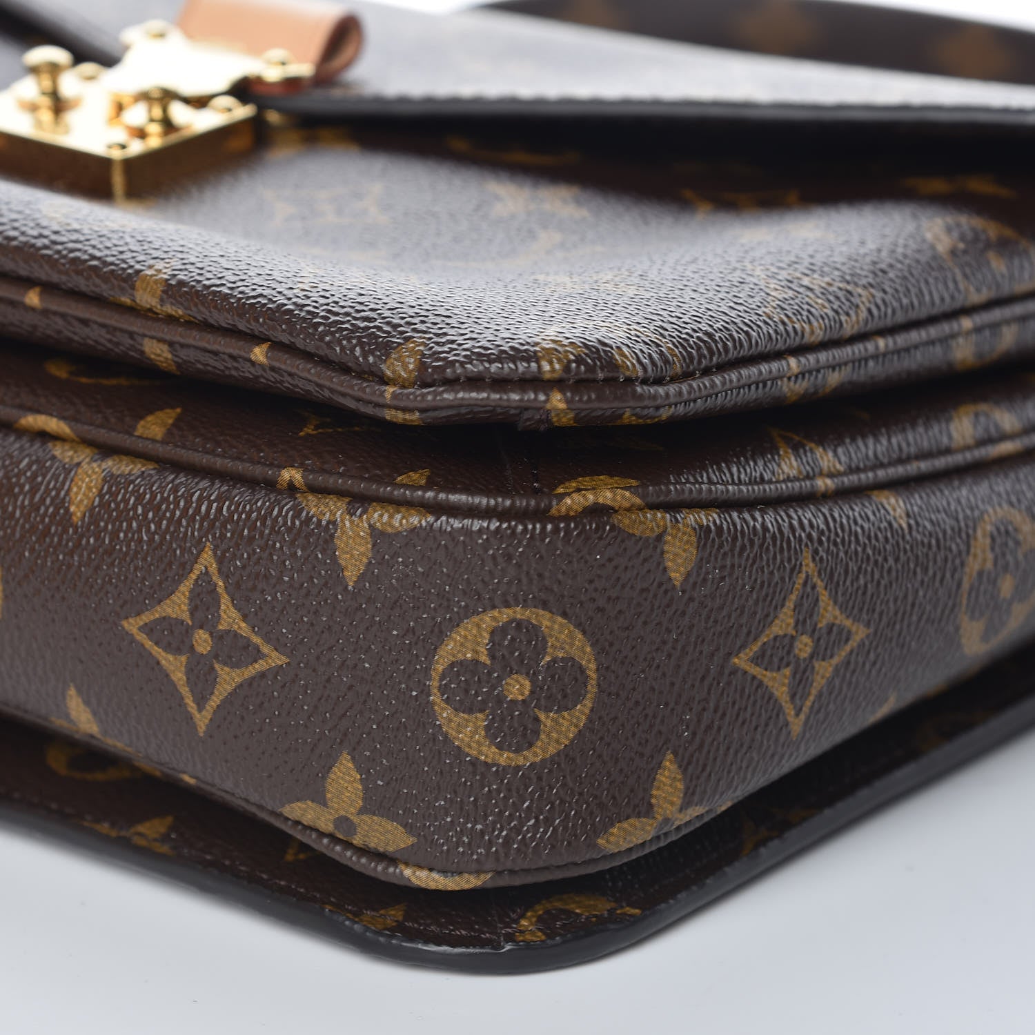 Louis Vuitton Monogram Pochette Metis 7 of 12