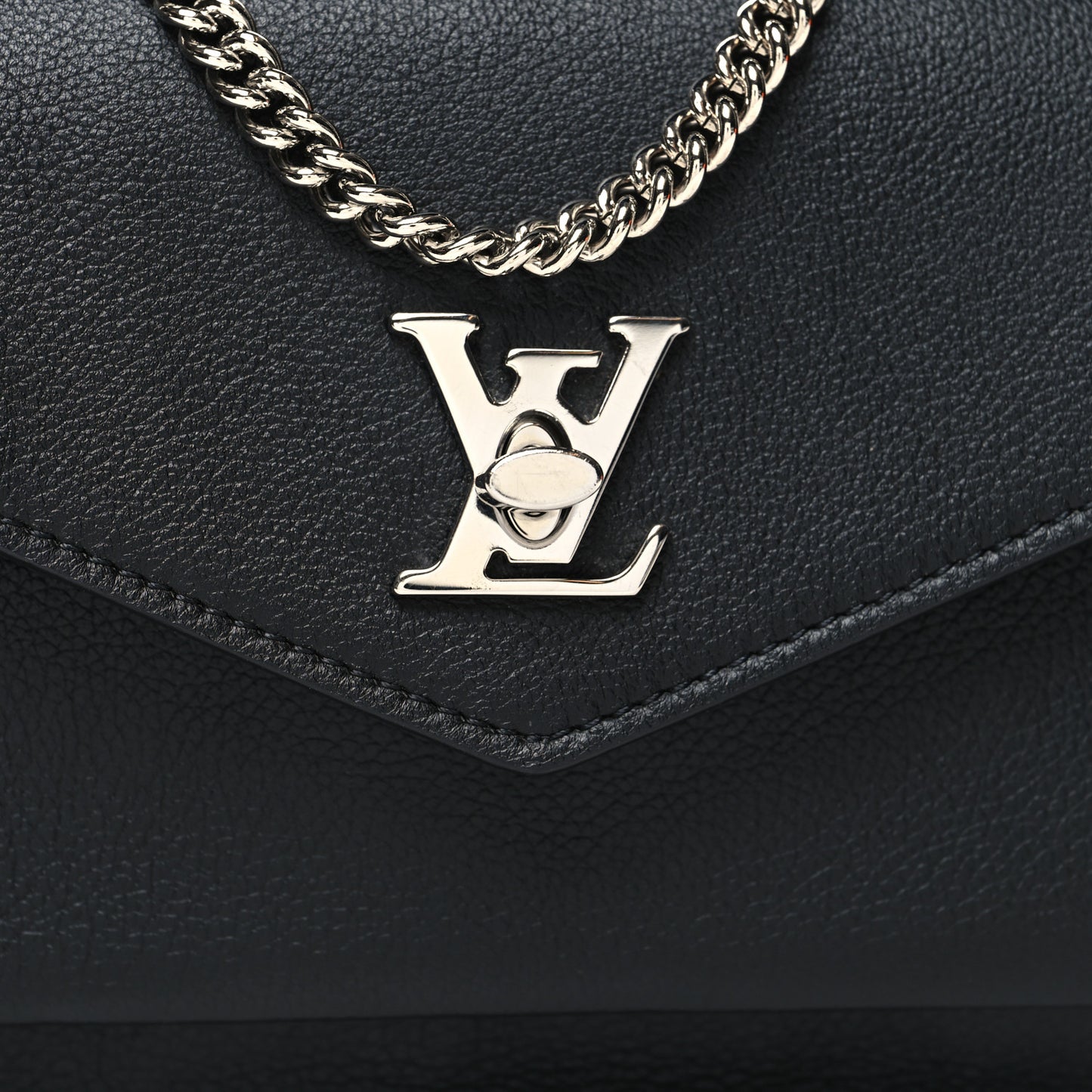 Soft Calfskin My Lockme Chain Pochette Black
