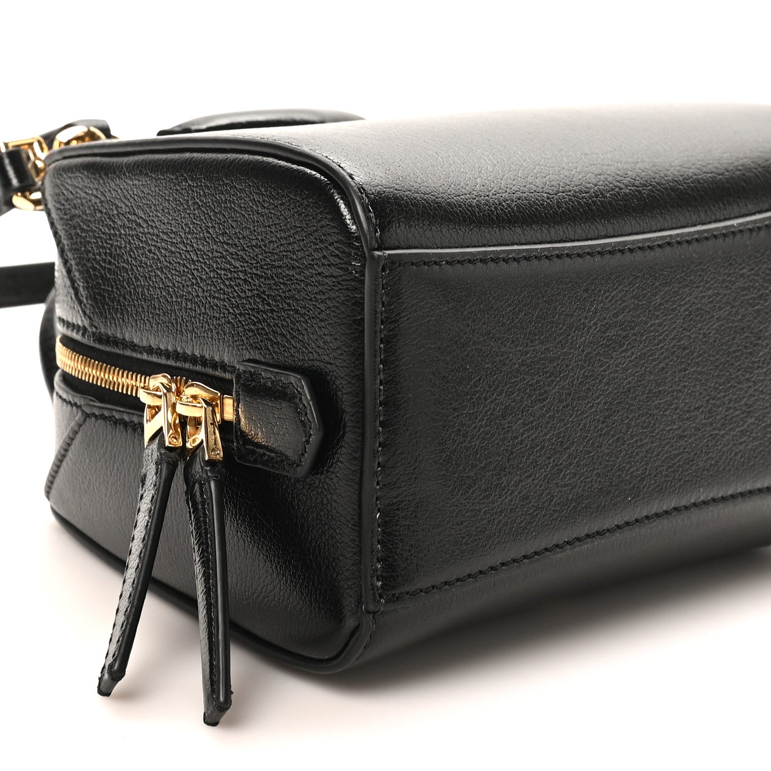 Givenchy Tumbled Buffalo Nano Antigona Cube Bag Black 8 of 10