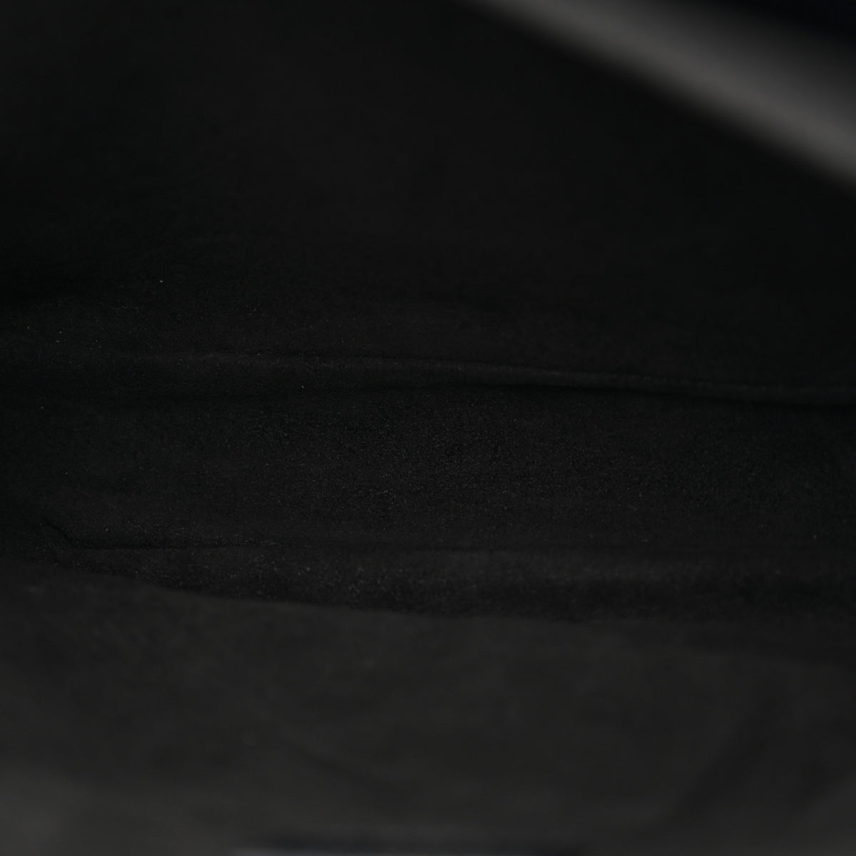 Reverse Monogram Pochette Metis