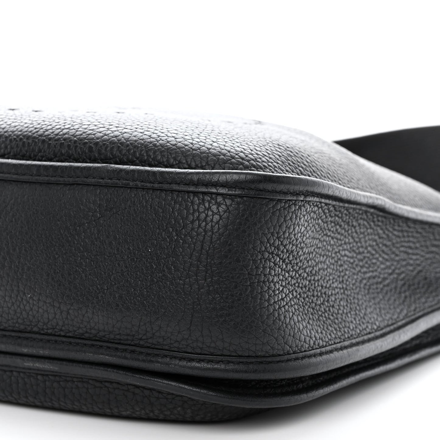 Taurillon Clemence Evelyne III PM Black