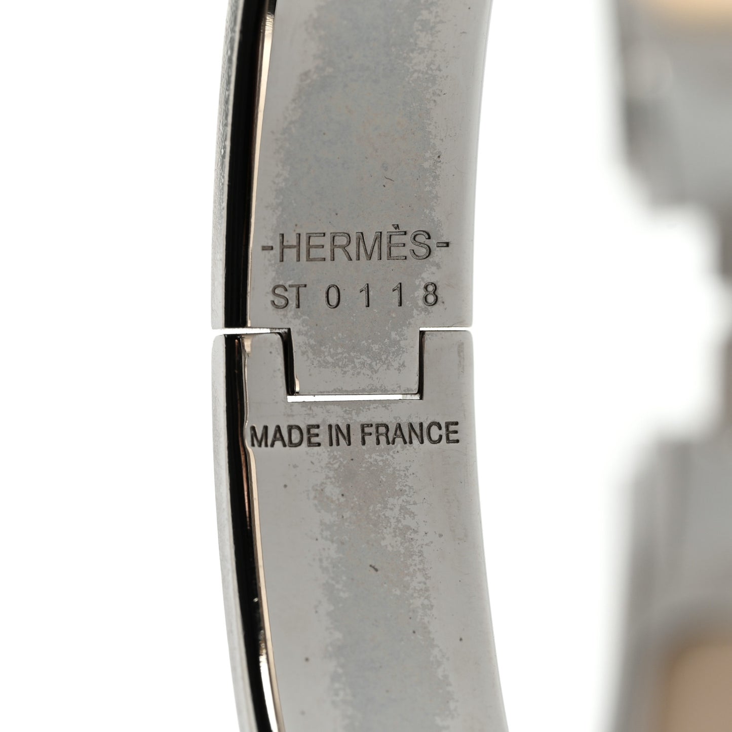 Enamel Narrow Clic Clac H Bracelet PM Beige Nacre