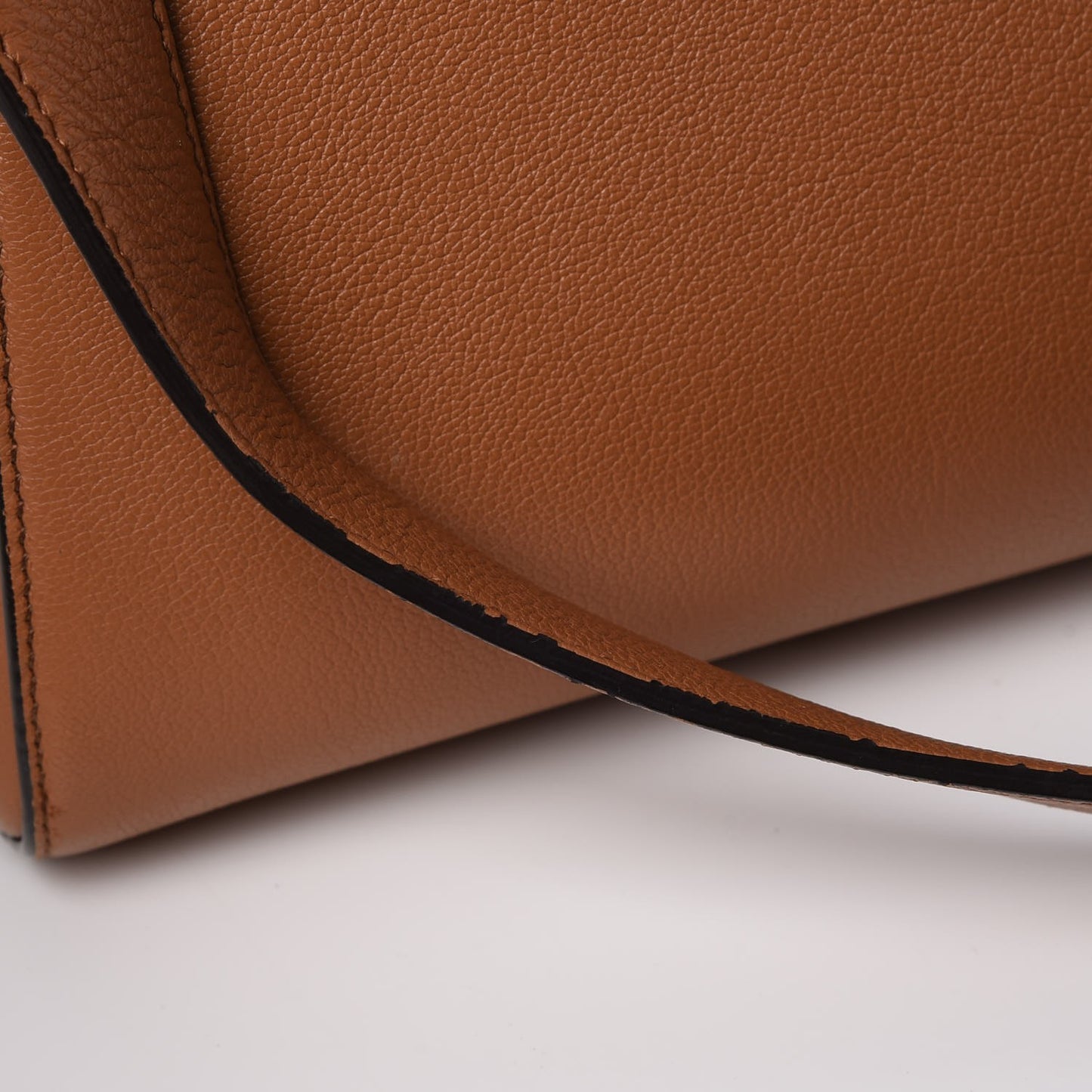 Sugar Goatskin Medium Antigona Caramel