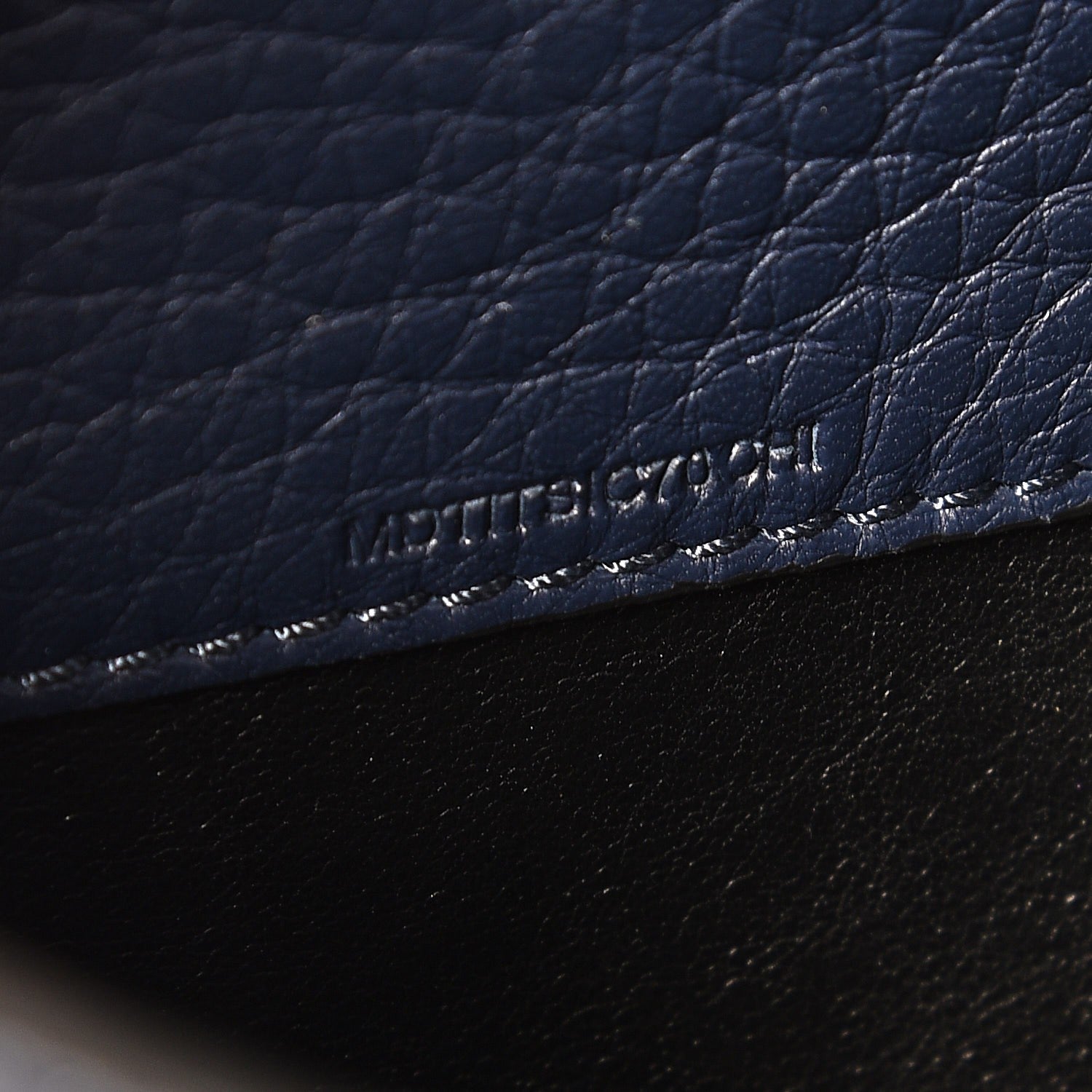 Burberry Grain Calfskin Northchurch iPad Air Case Blue 6 of 10